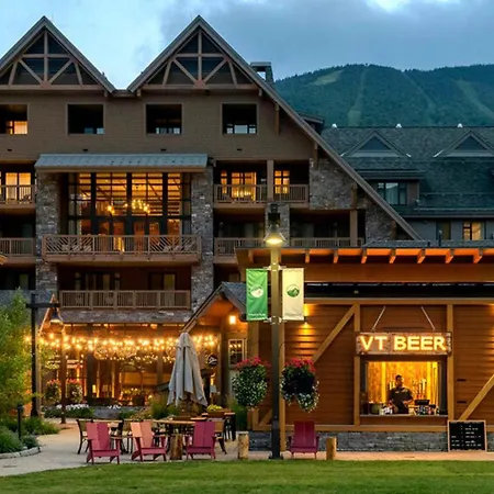 332 Lodge At Spruce Peak Ski In Ski In Ski Out King Studio